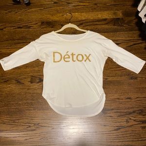 Detox 3/4 sleeve shirt. Almost new condition.